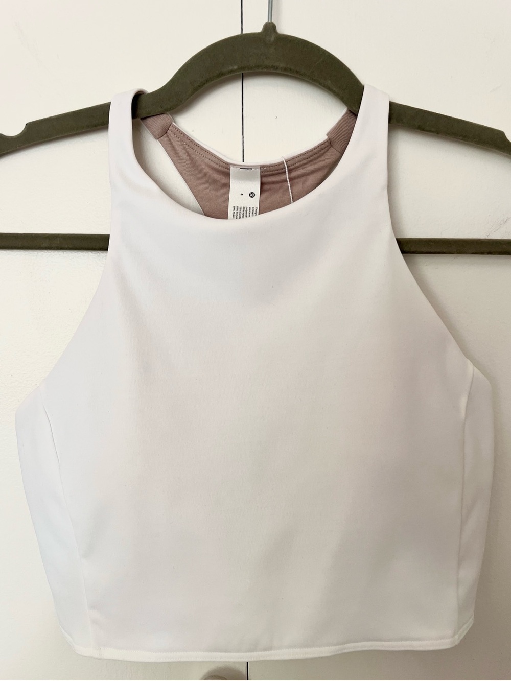 Lululemon Strong Lines Bra in White Size 8 NWT